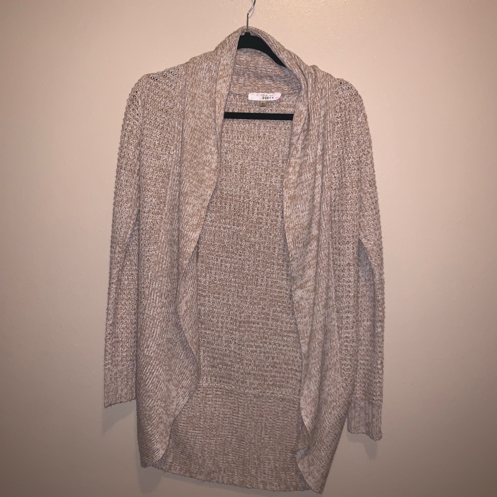 Knitted cardigan